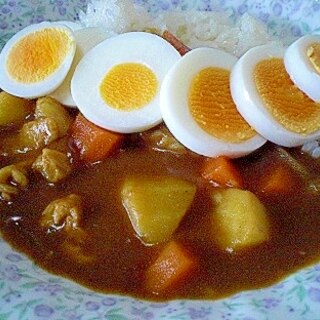 「ゆで卵のっけカレー」　　　　♪♪